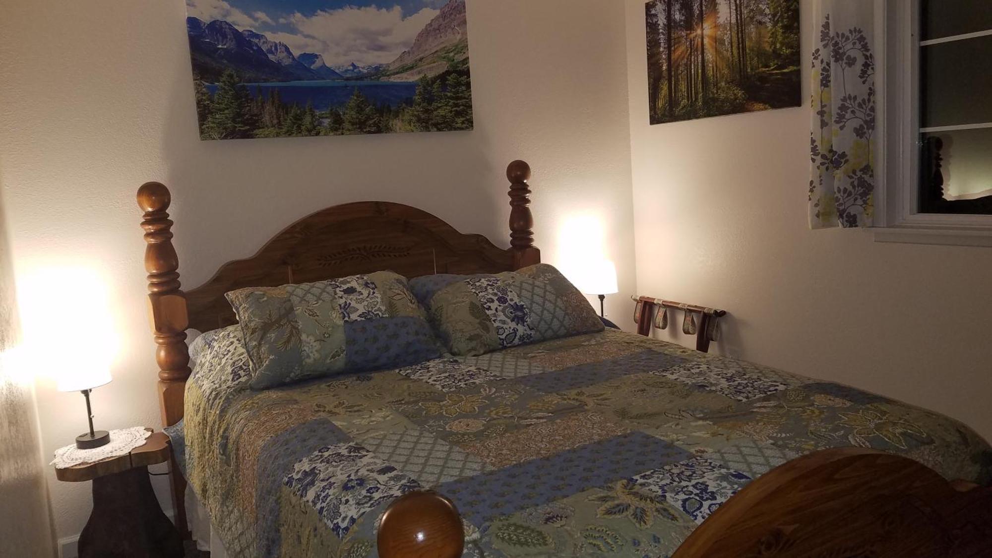 Sekiu Hidefaraway 1 Queen 1 Full Beds For Same Price מראה חיצוני תמונה
