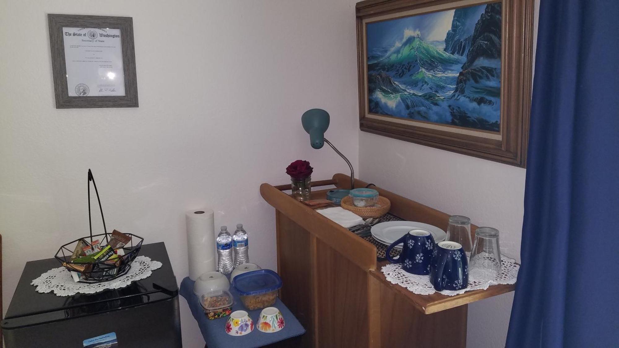 Sekiu Hidefaraway 1 Queen 1 Full Beds For Same Price מראה חיצוני תמונה